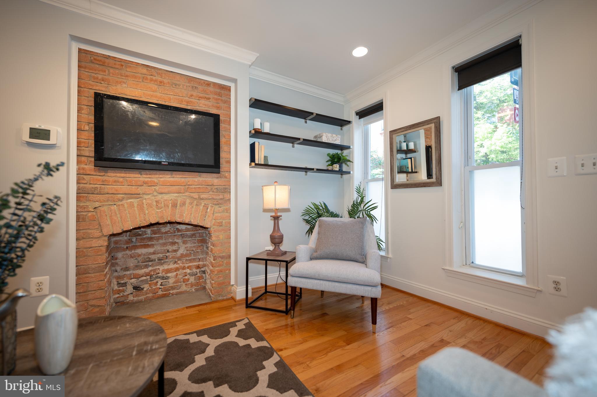 1229 Riverside Avenue Baltimore, MD 21230 - Photo 9 of 81