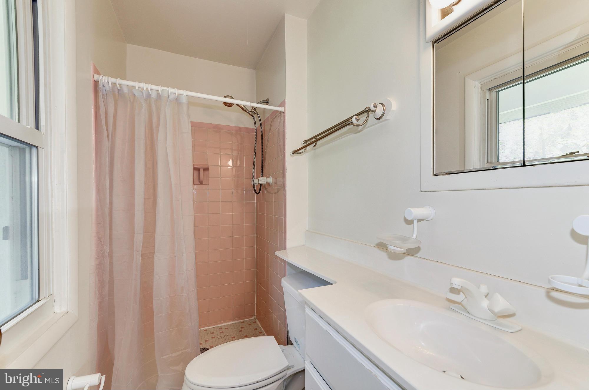 308 Beaumont Road Silver Spring, MD 20904 - Photo 14 of 30 Bath (Master)