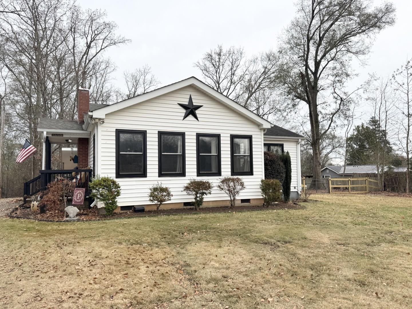 1725 West Georgia Road Woodruff, SC 29388 - Photo 1 of 36 Gallery Image 1