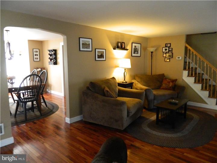 3624 Stoudts Ferry Bridge Road Reading, PA 19605 - Photo 5 of 20