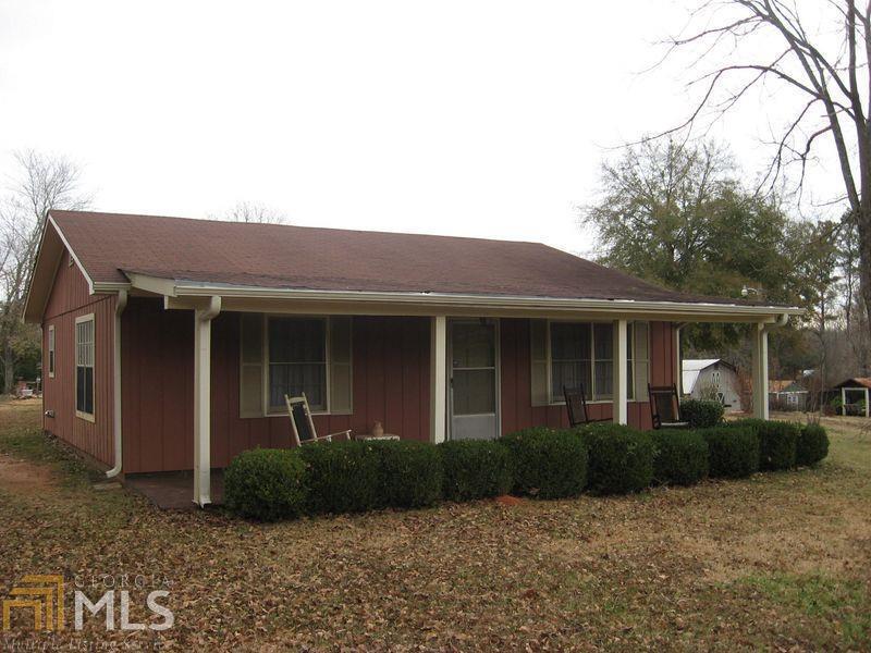 600 Steele Road Griffin, GA 30223 - Photo 1 of 1 a front view of a house with a yard
