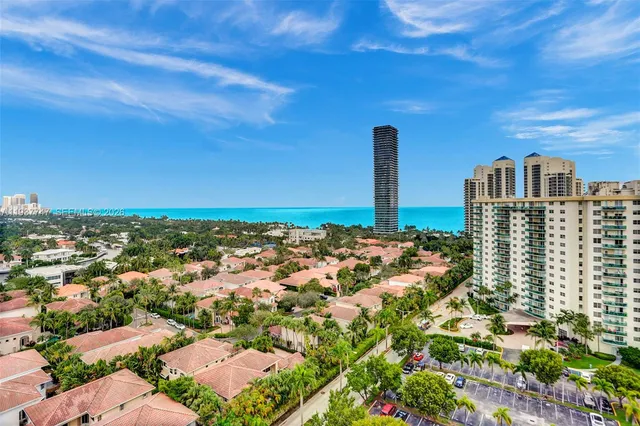 $4,000 | 19380 Collins Avenue, Unit PH18, Sunny Isles Beach, FL 33160