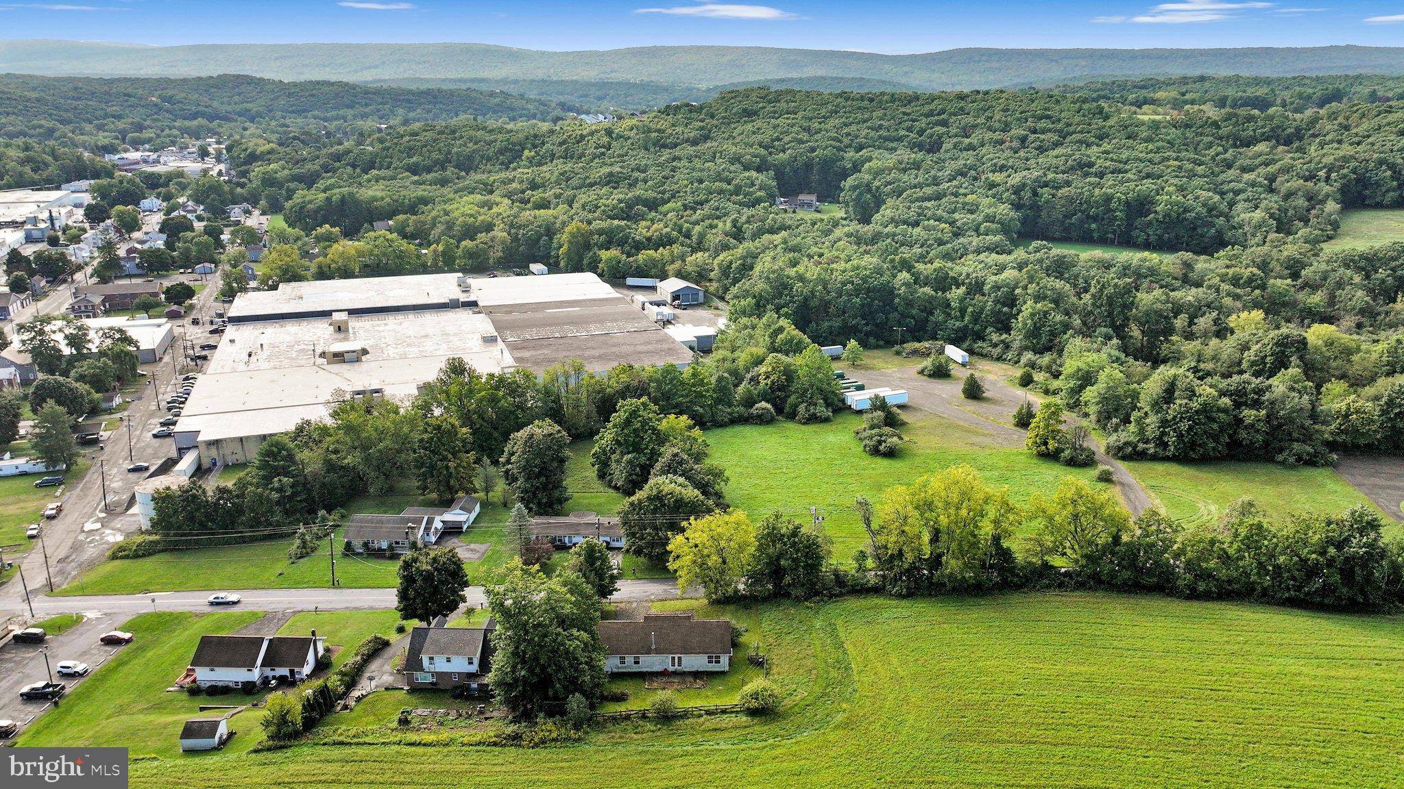 14 Oak Grove Road Pine Grove, PA 17963 - Photo 10 of 34 Aerial
