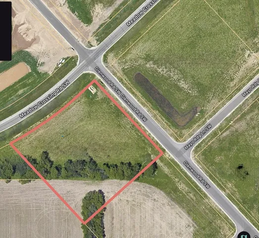 $195,000 | 2961 Glenwood Road Southwest, Rochester, MN 55902