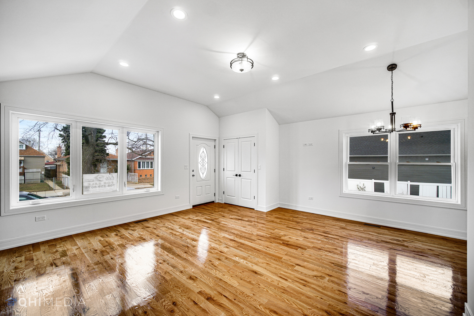 3609 West Marquette Road Chicago, IL 60629 - Photo 3 of 20 Gallery Image 3