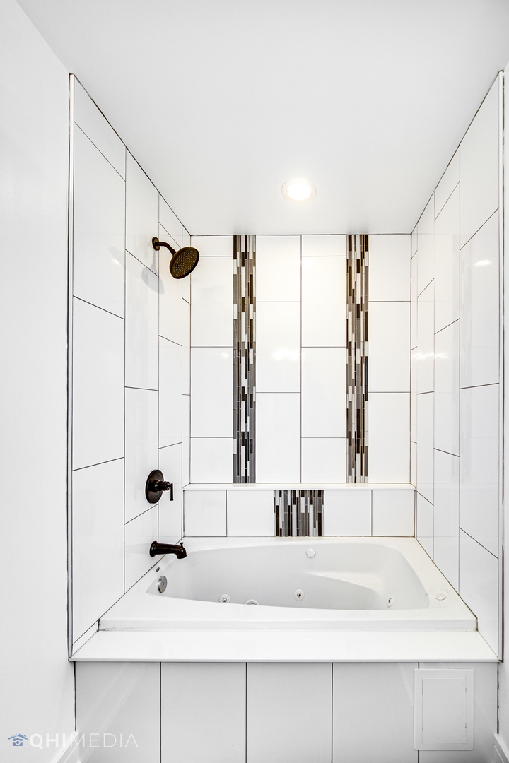 3609 West Marquette Road Chicago, IL 60629 - Photo 10 of 20 Gallery Image 10