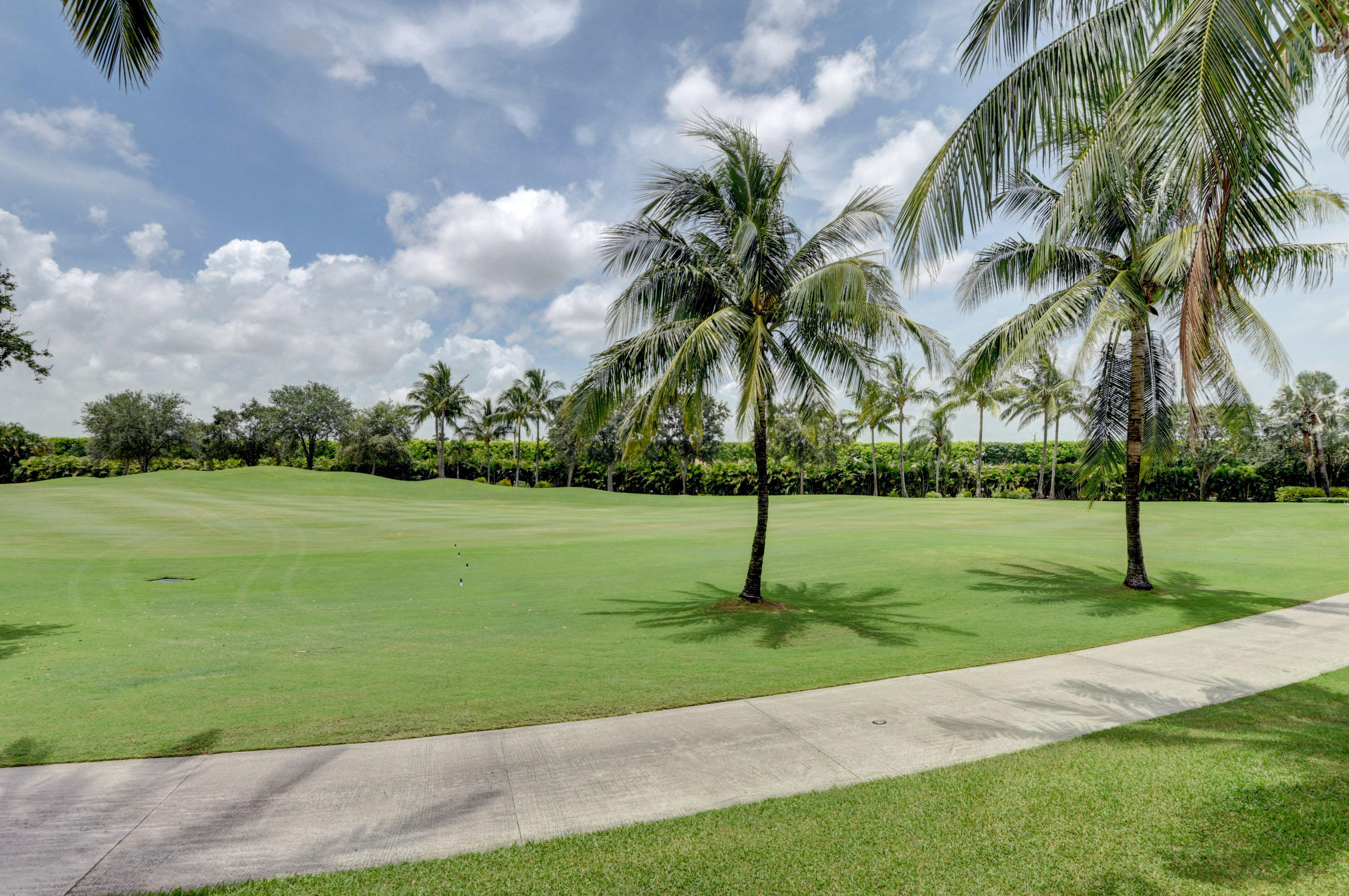 6545 Northwest 39th Terrace Boca Raton, FL 33496 - Photo 4 of 37 View - Right