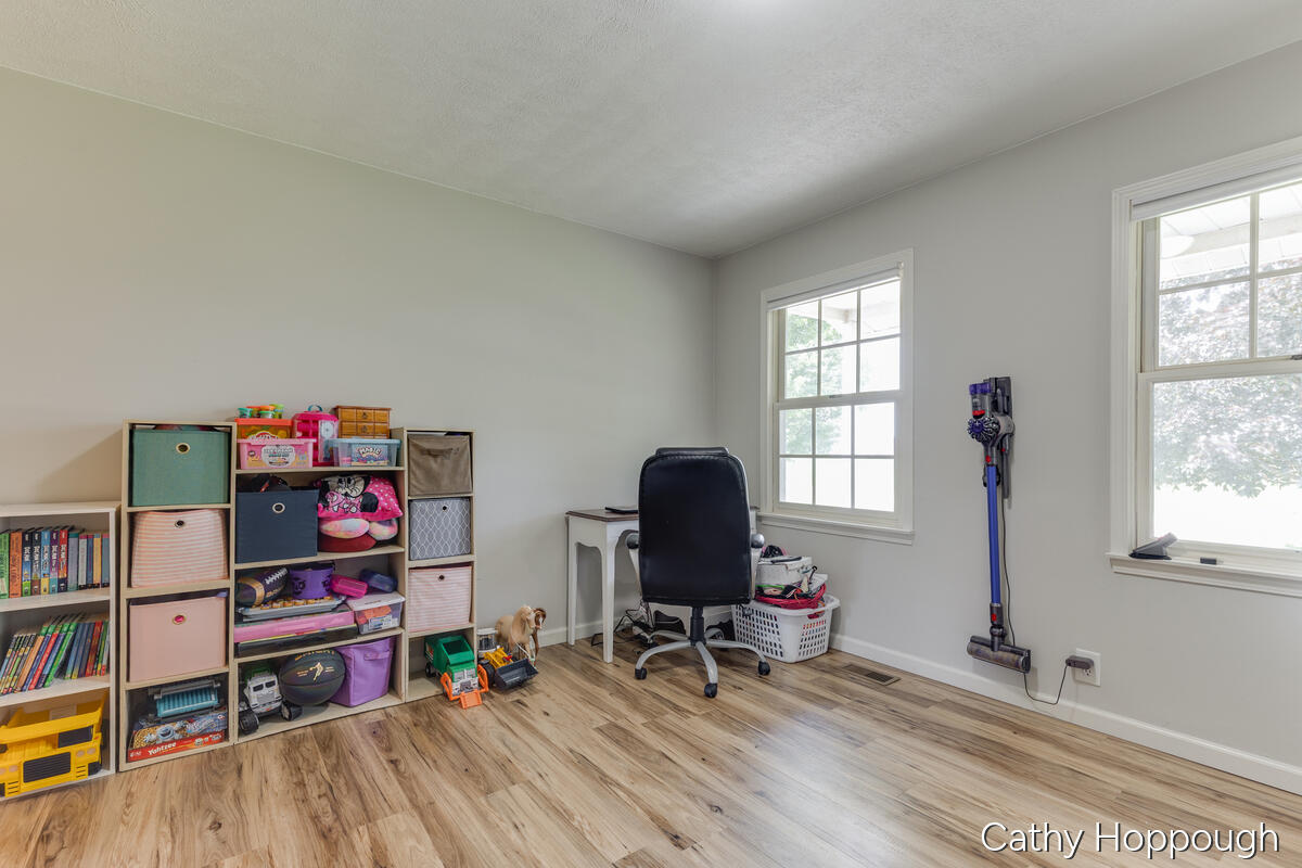 8152 Murphy Road Lyons, MI 48851 - Photo 22 of 70 8152_Murphy_CATHY-53