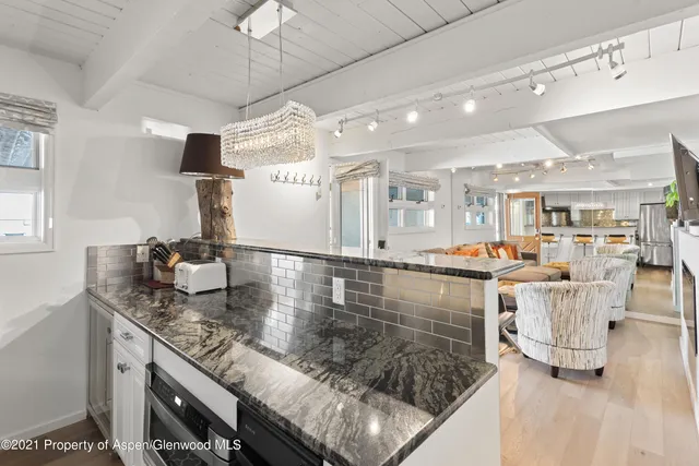$12,000 | 630 East Cooper Avenue, Unit 4, Aspen, CO 81611