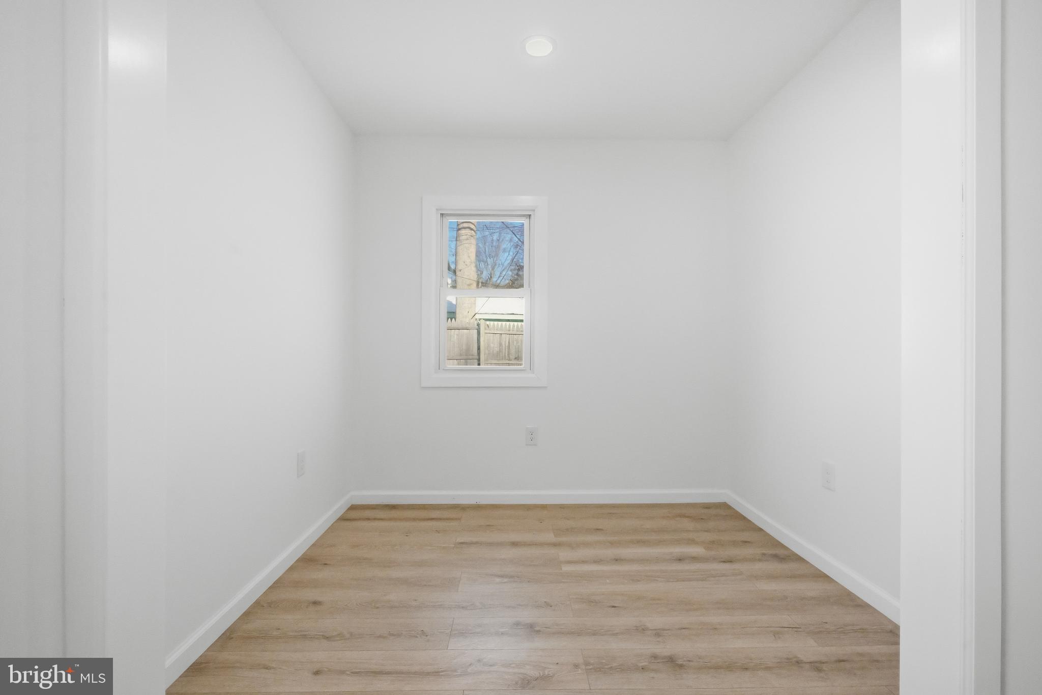 2323 Mole Road Secane, PA 19018 - Photo 11 of 25