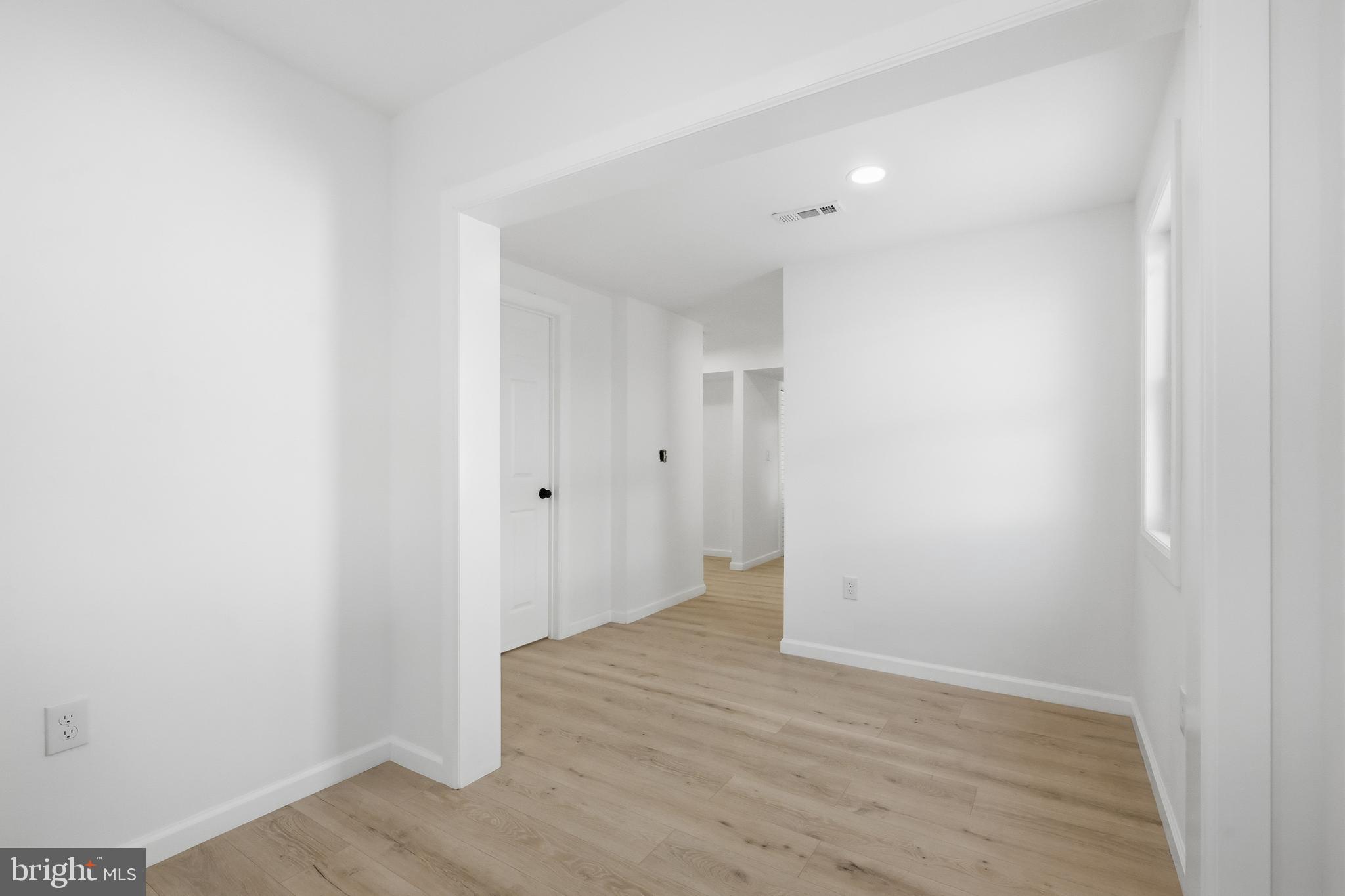 2323 Mole Road Secane, PA 19018 - Photo 12 of 25