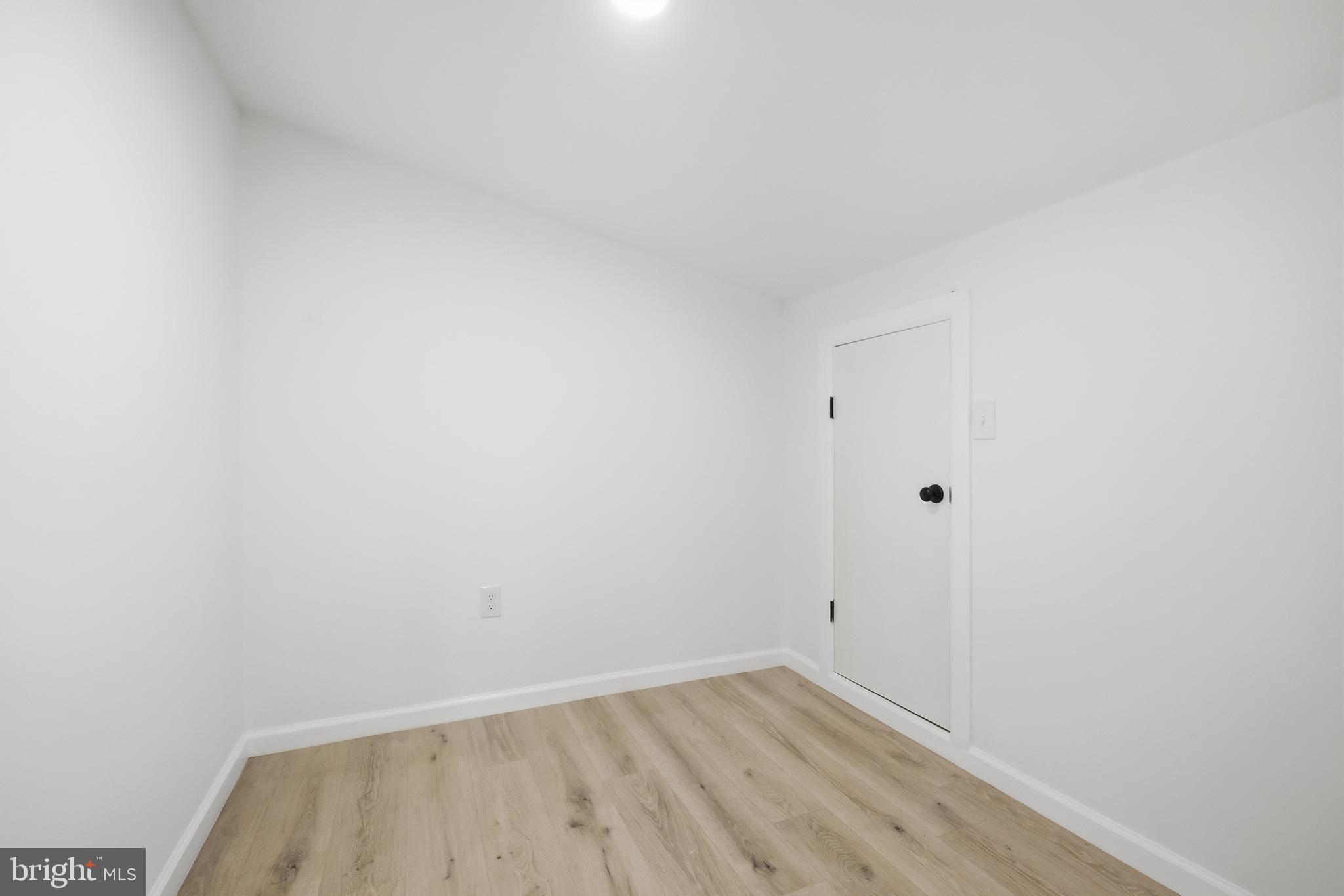 2323 Mole Road Secane, PA 19018 - Photo 19 of 25