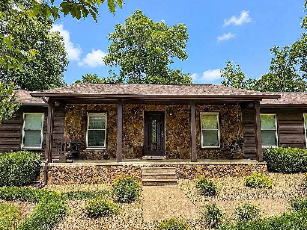 120 Smith Road Paris, TN 38242 - Photo 3 of 23 Gallery Image 3