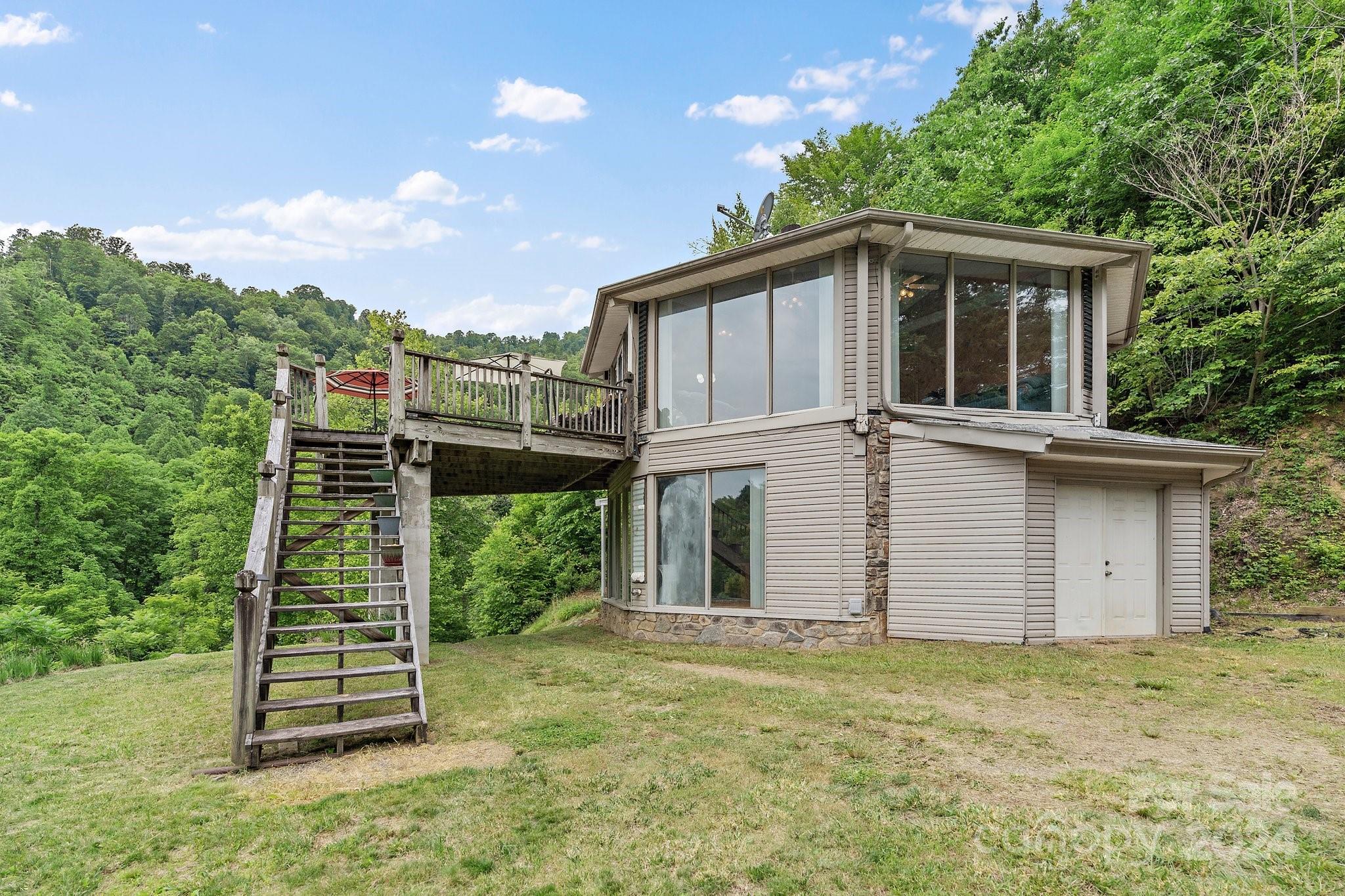 1085 Spillcorn Road Marshall, NC 28753 - Photo 18 of 48 Gallery Image 18