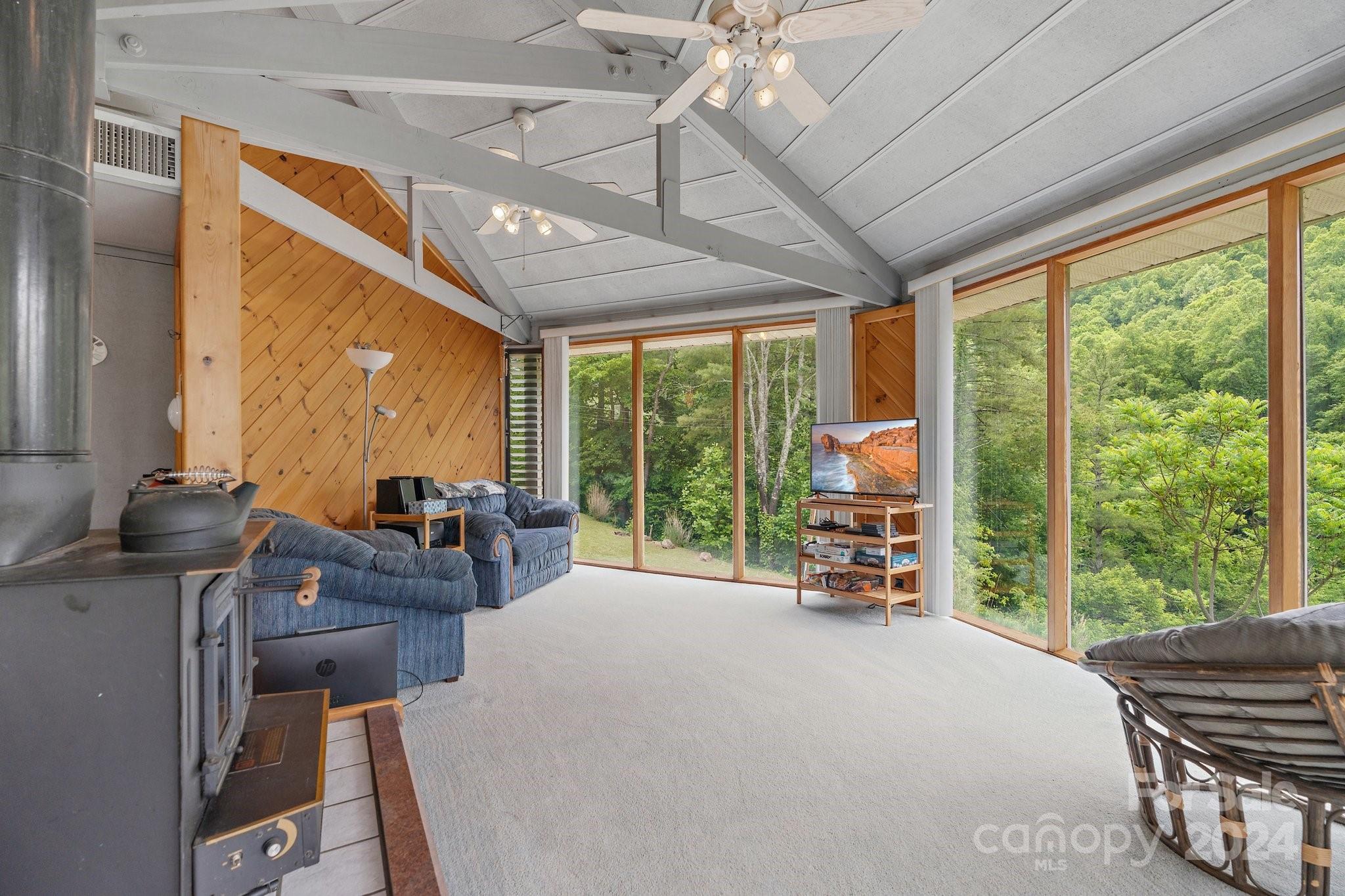 1085 Spillcorn Road Marshall, NC 28753 - Photo 8 of 48 Gallery Image 8