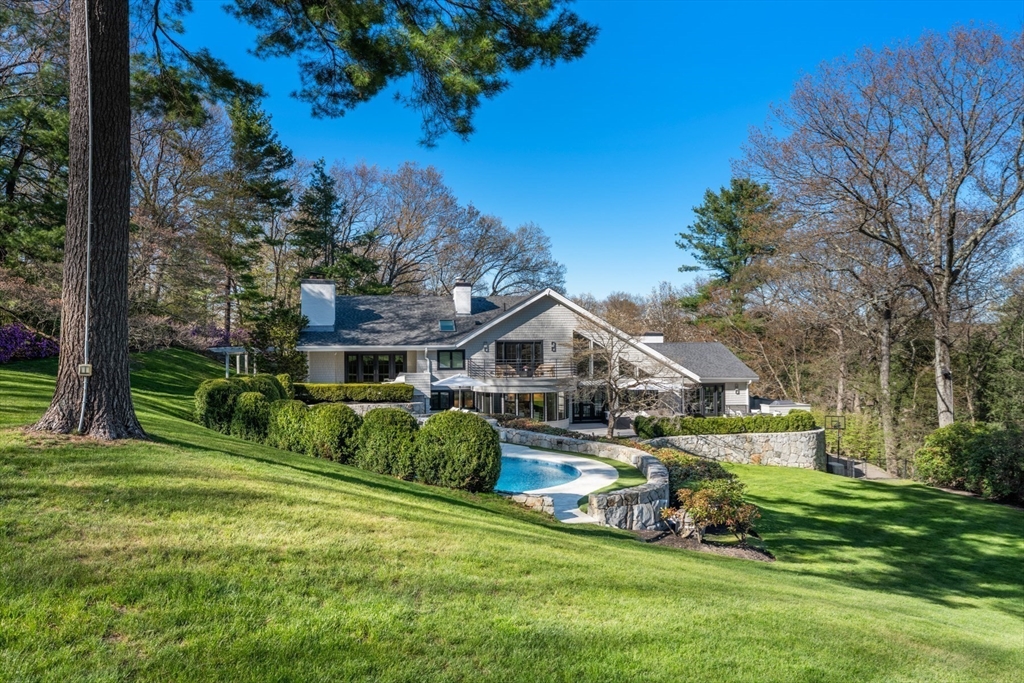 44 Meadowbrook Road Weston, MA 02493 - Photo 39 of 42 Gallery Image 39