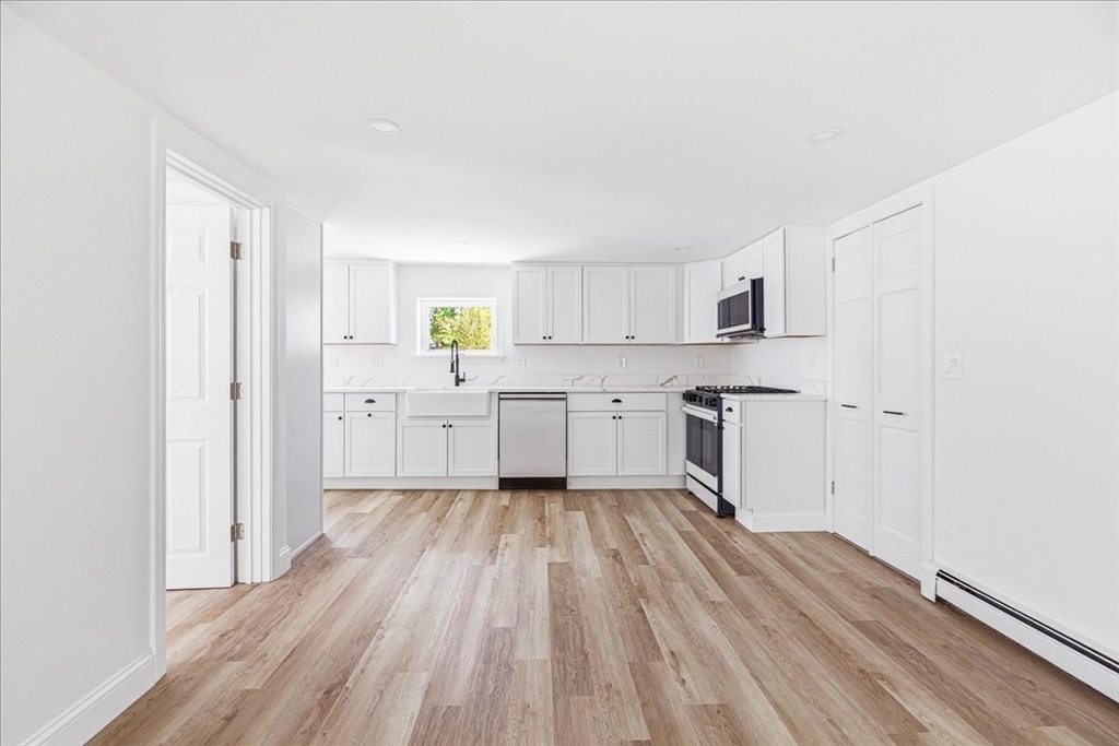 64 Rose Point Avenue Wareham, MA 02576 - Photo 21 of 37