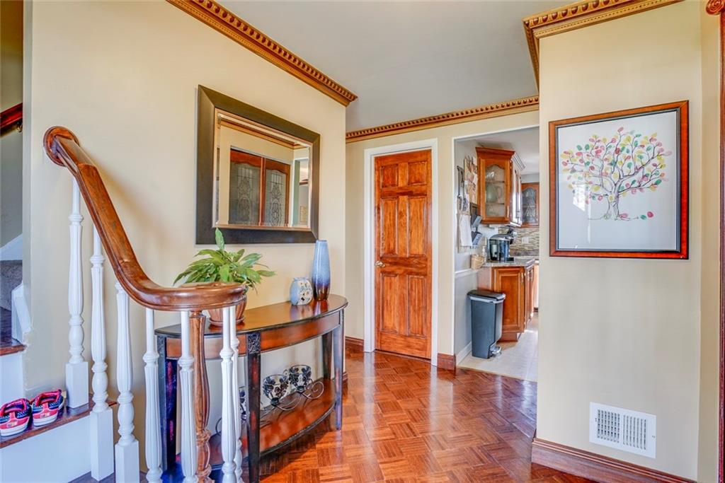 3034 Pitchfork Drive McKees Rocks, PA 15136 - Photo 3 of 25 Gallery Image 3