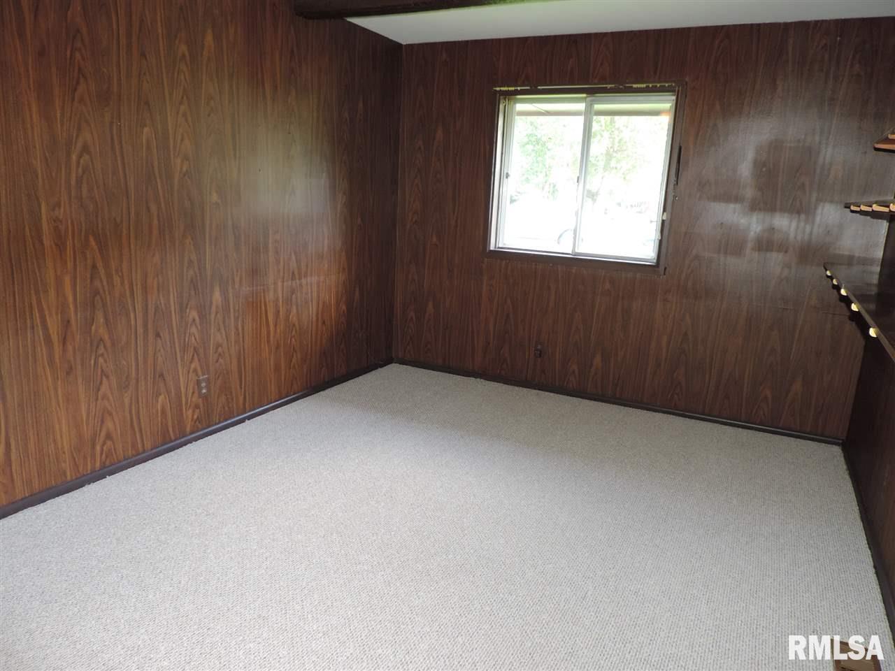402 Dundee Road East Peoria, IL 61611 - Photo 12 of 20 Gallery Image 12