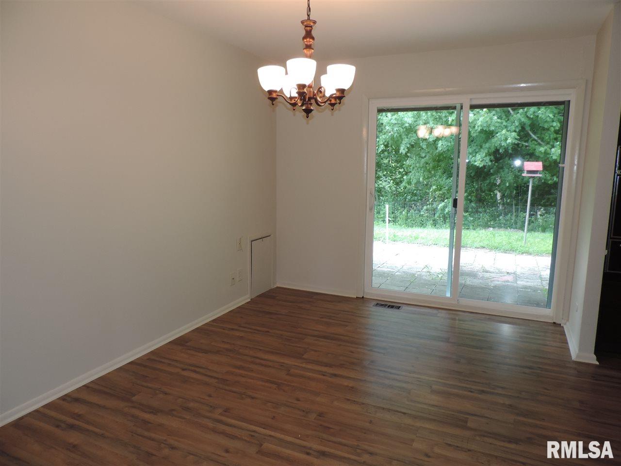 402 Dundee Road East Peoria, IL 61611 - Photo 5 of 20 Gallery Image 5