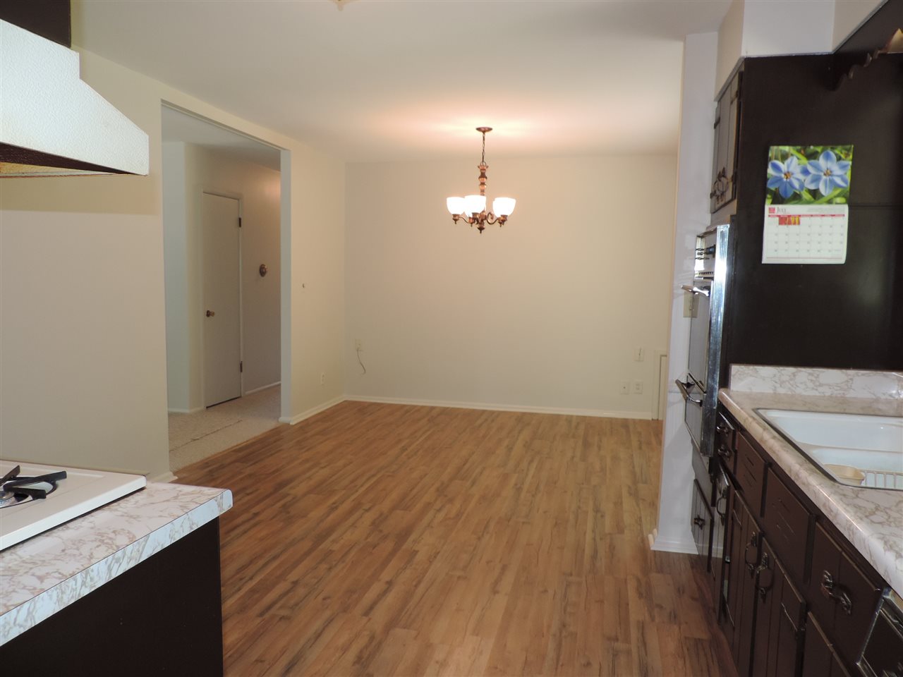 402 Dundee Road East Peoria, IL 61611 - Photo 8 of 20 Gallery Image 8