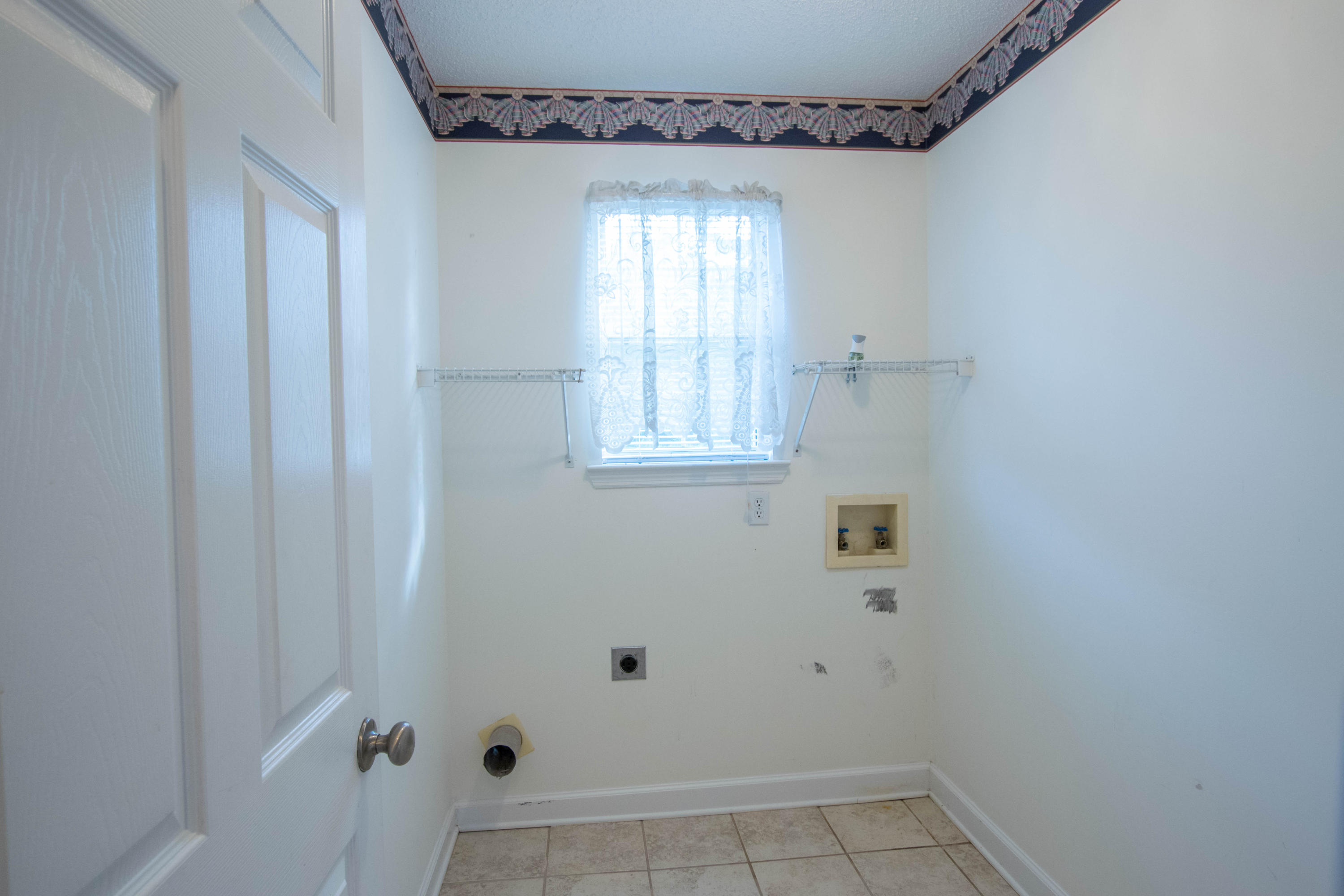 6716 Cedar Ridge Lane Harrison, TN 37341 - Photo 22 of 28 6716 Cedar Ridge lndry rm