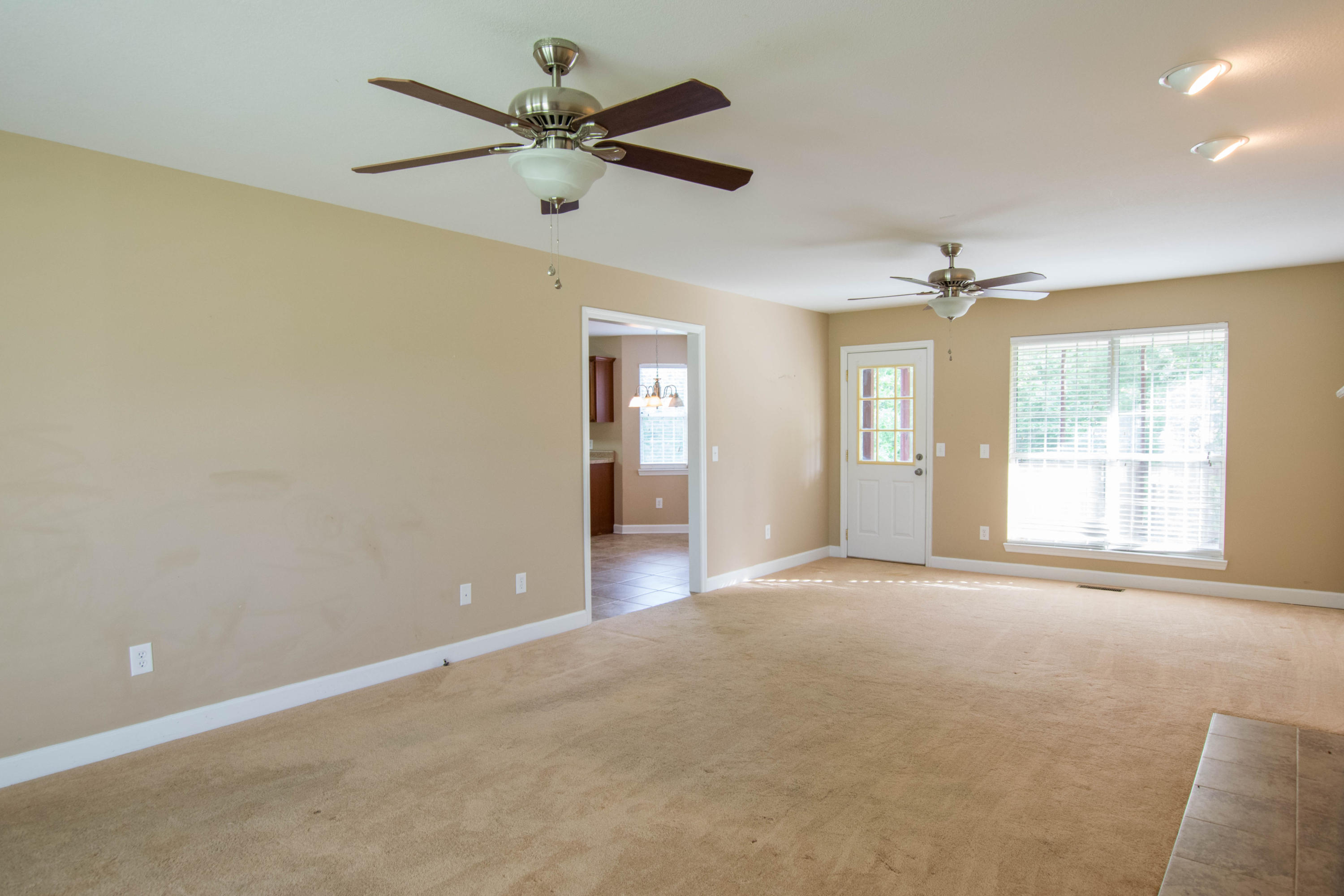 6716 Cedar Ridge family room 3