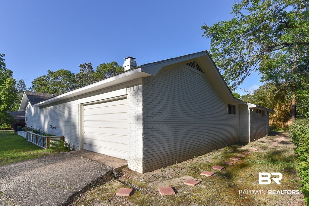103 Dewitt Circle Daphne, AL 36526 - Photo 10 of 45
