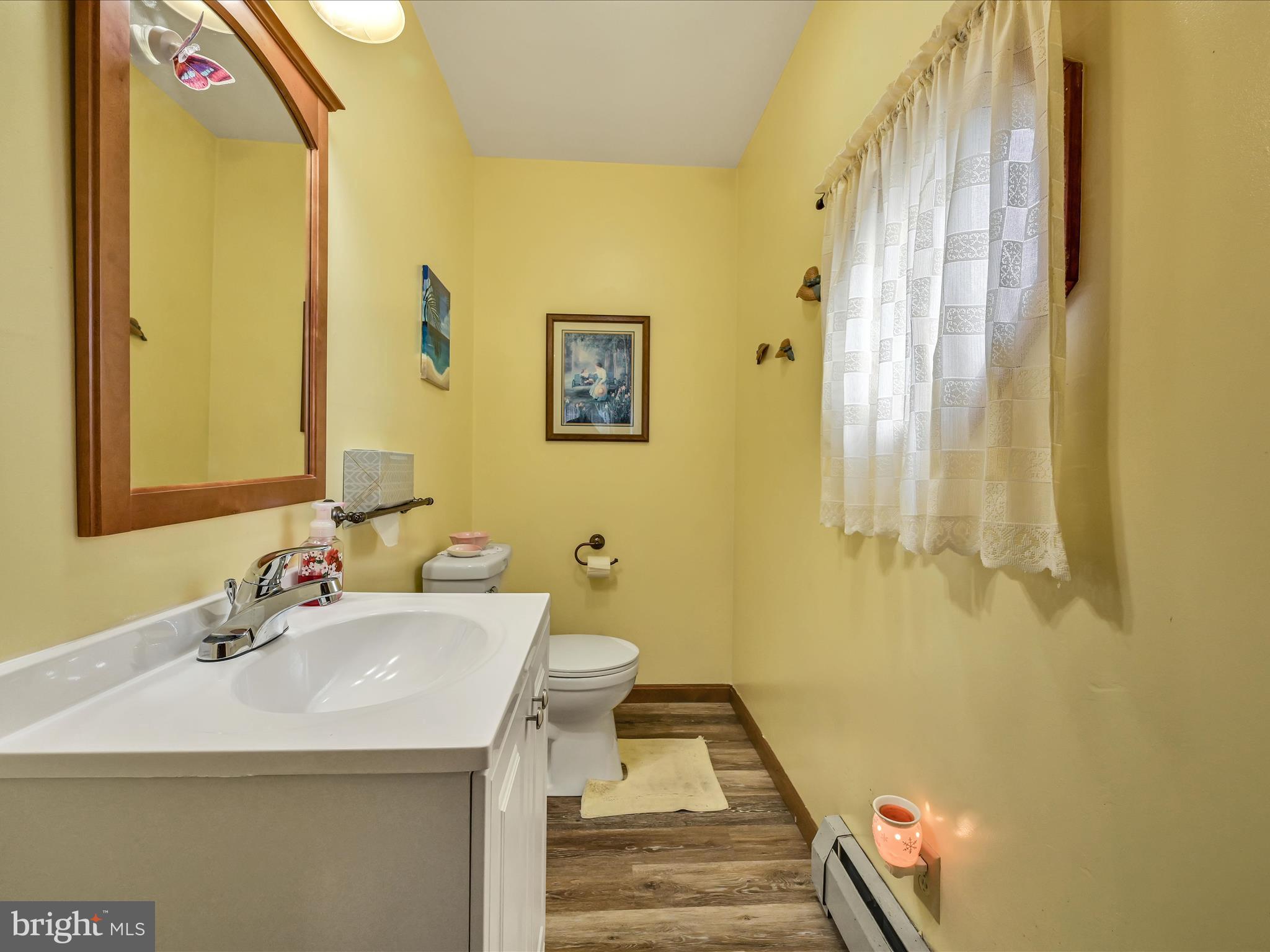 601 Worth Street Lebanon, PA 17042 - Photo 14 of 29 Bath