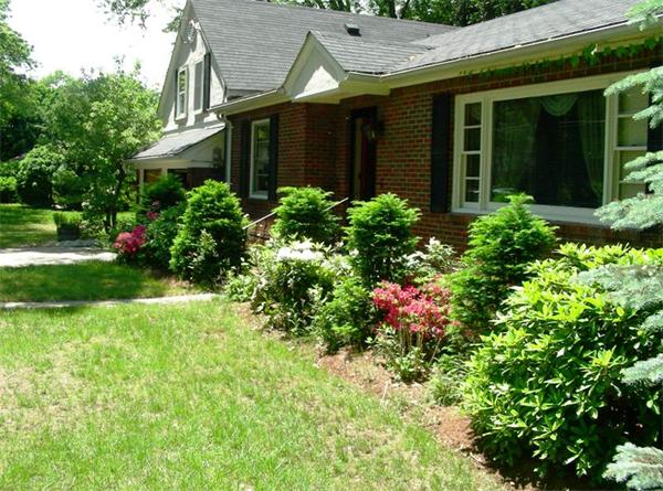15 Bellevue Road Andover, MA 01810 - Photo 30 of 30 a view of a house with potted plants