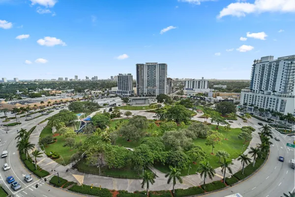 $2,700 | 1830 Radius Drive, Unit 507, Hollywood, FL 33020