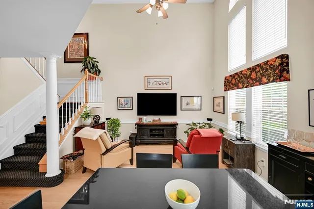 $825,000 | 474 Green Mountain Road, Mahwah, NJ 07430