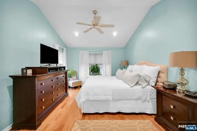 $825,000 | 474 Green Mountain Road, Mahwah, NJ 07430