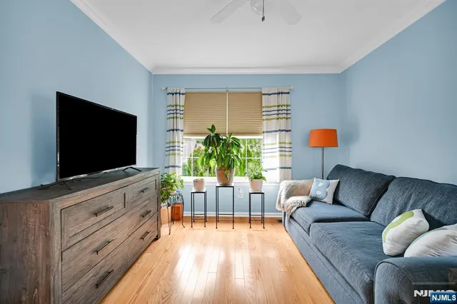 $825,000 | 474 Green Mountain Road, Mahwah, NJ 07430