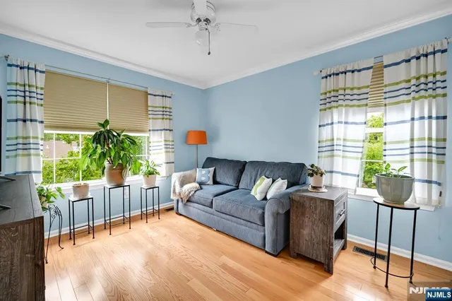 $825,000 | 474 Green Mountain Road, Mahwah, NJ 07430