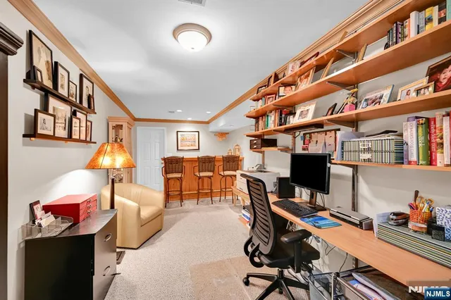 $825,000 | 474 Green Mountain Road, Mahwah, NJ 07430