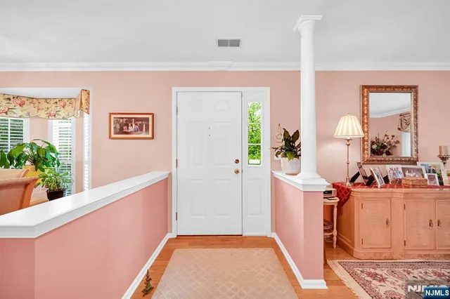 $825,000 | 474 Green Mountain Road, Mahwah, NJ 07430