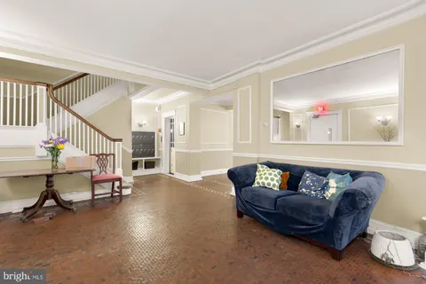 $430,000 | 1869 Mintwood Place Northwest, Unit 24, Washington, DC 20009