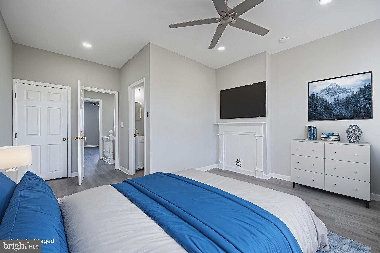 1823 North Caroline Street Baltimore, MD 21213 - Photo 8 of 17 Primary Bedroom staged