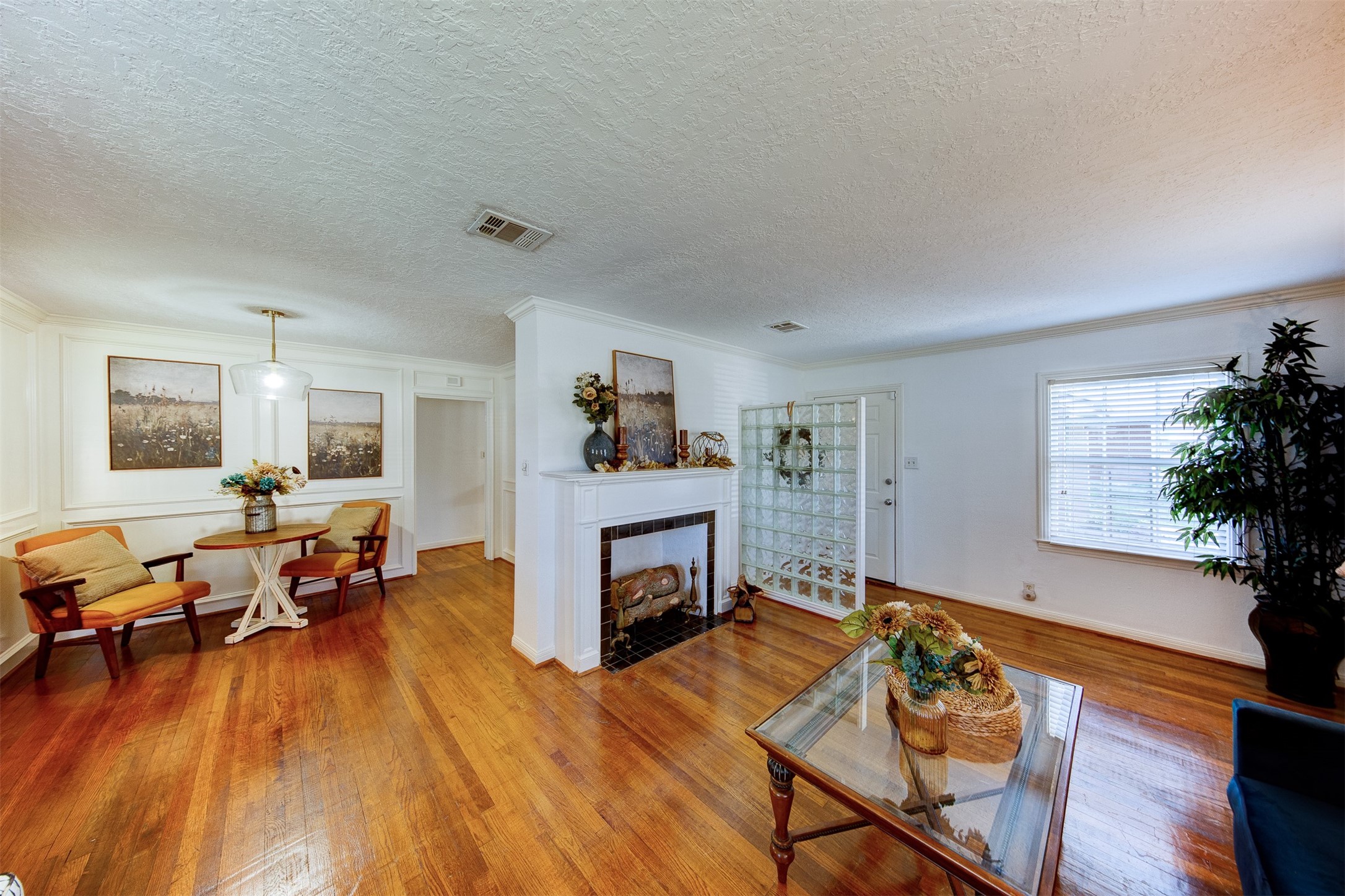 4914 Gammage Street Houston, TX 77021 - Photo 4 of 21