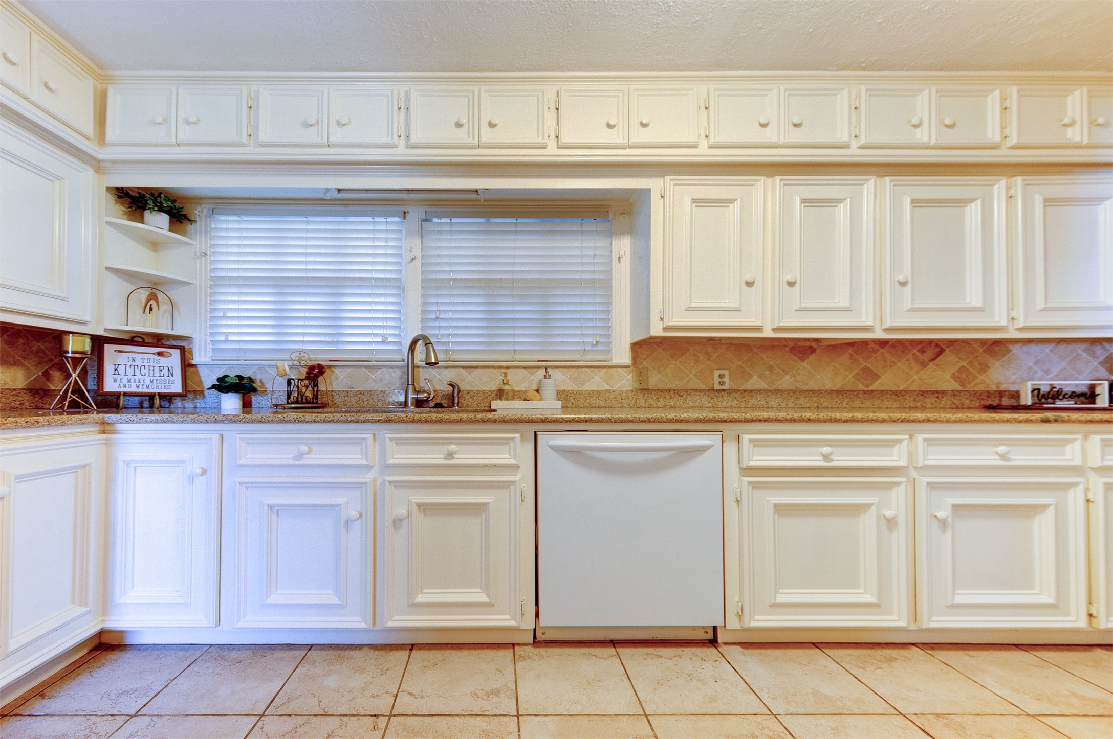 4914 Gammage Street Houston, TX 77021 - Photo 8 of 21