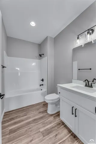 $419,900 | 2628 East 26th Court, Lawrence, KS 66046