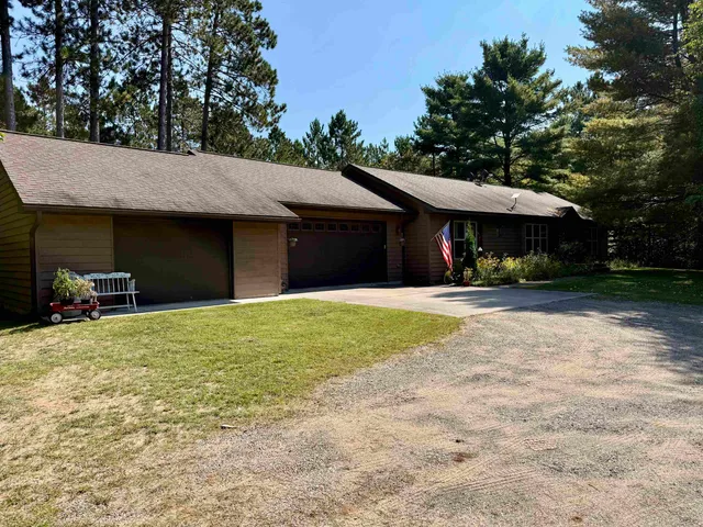 $399,900 | 1930 Flying Eagle Drive, Minocqua, WI 54548