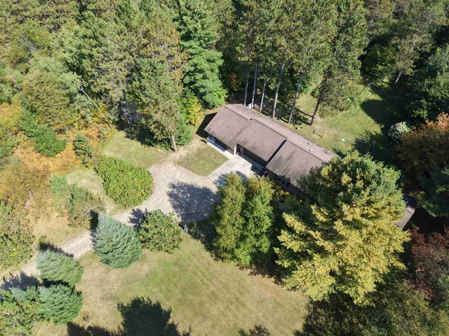 $399,900 | 1930 Flying Eagle Drive, Minocqua, WI 54548