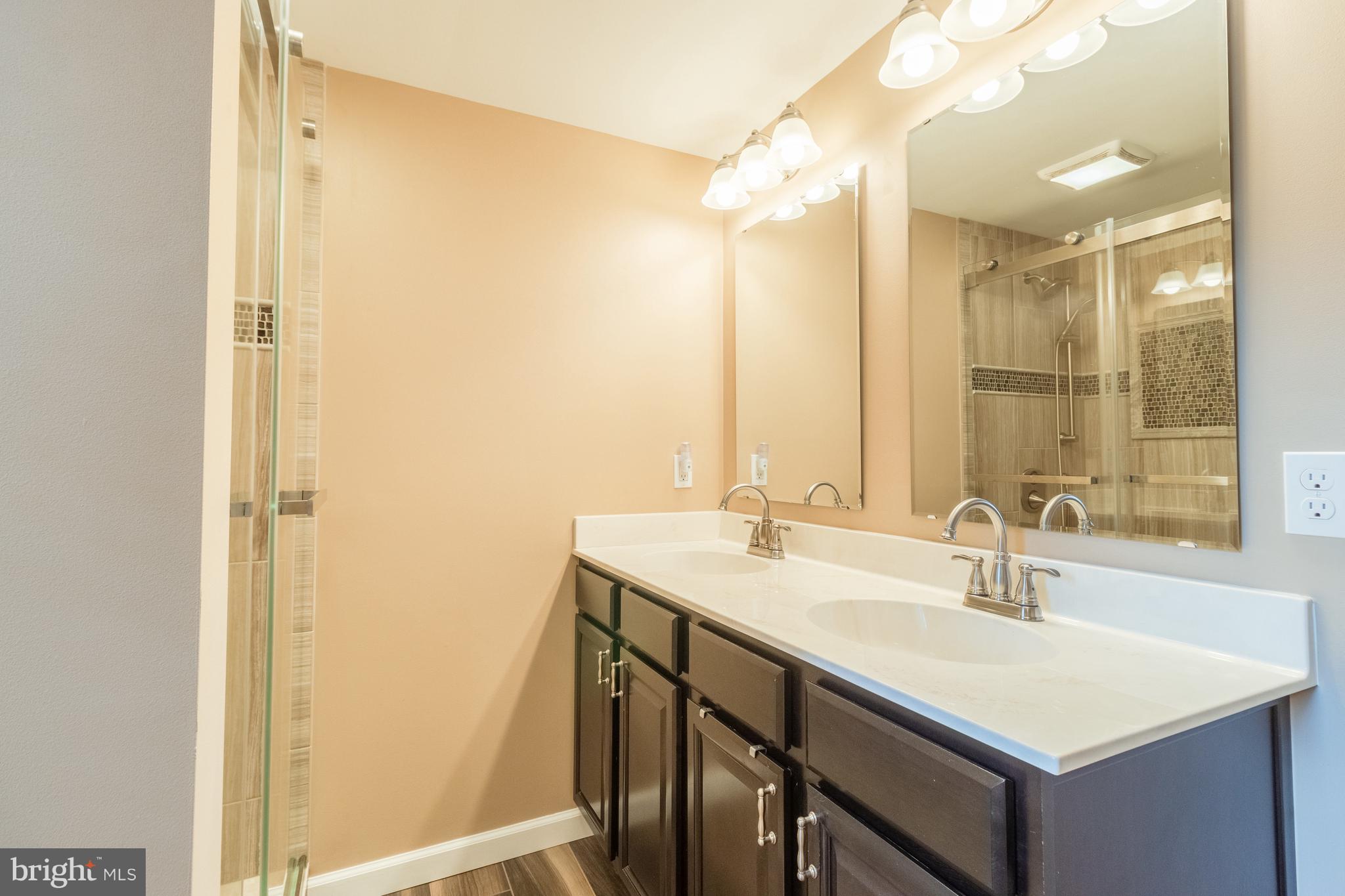 202 Sandra Road Wilmington, DE 19803 - Photo 16 of 25 Large double vanity in master bath