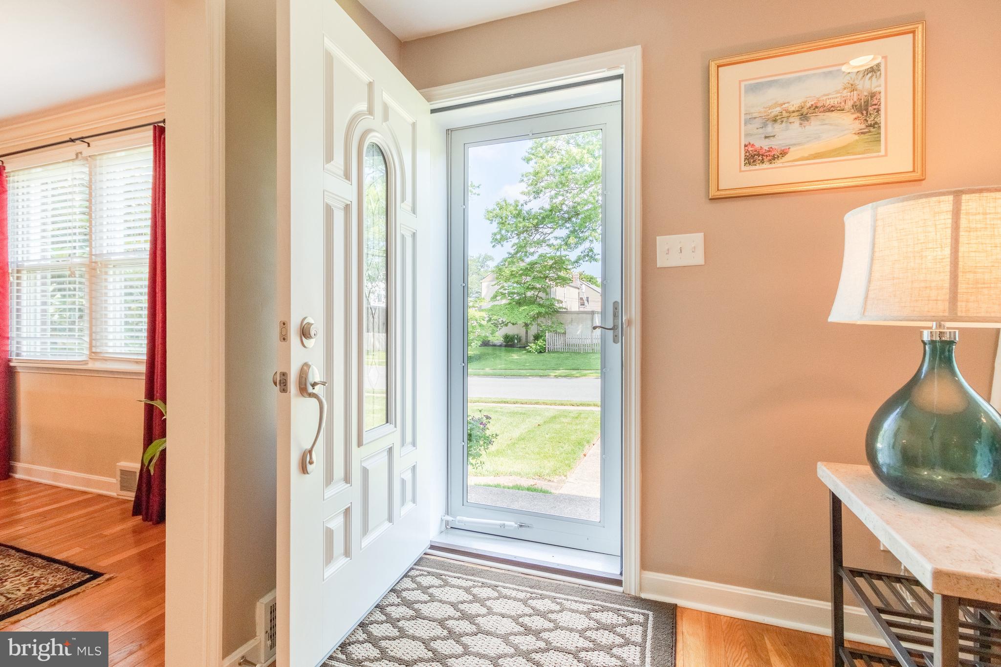 202 Sandra Road Wilmington, DE 19803 - Photo 4 of 25 Bright entry way with hardwoods