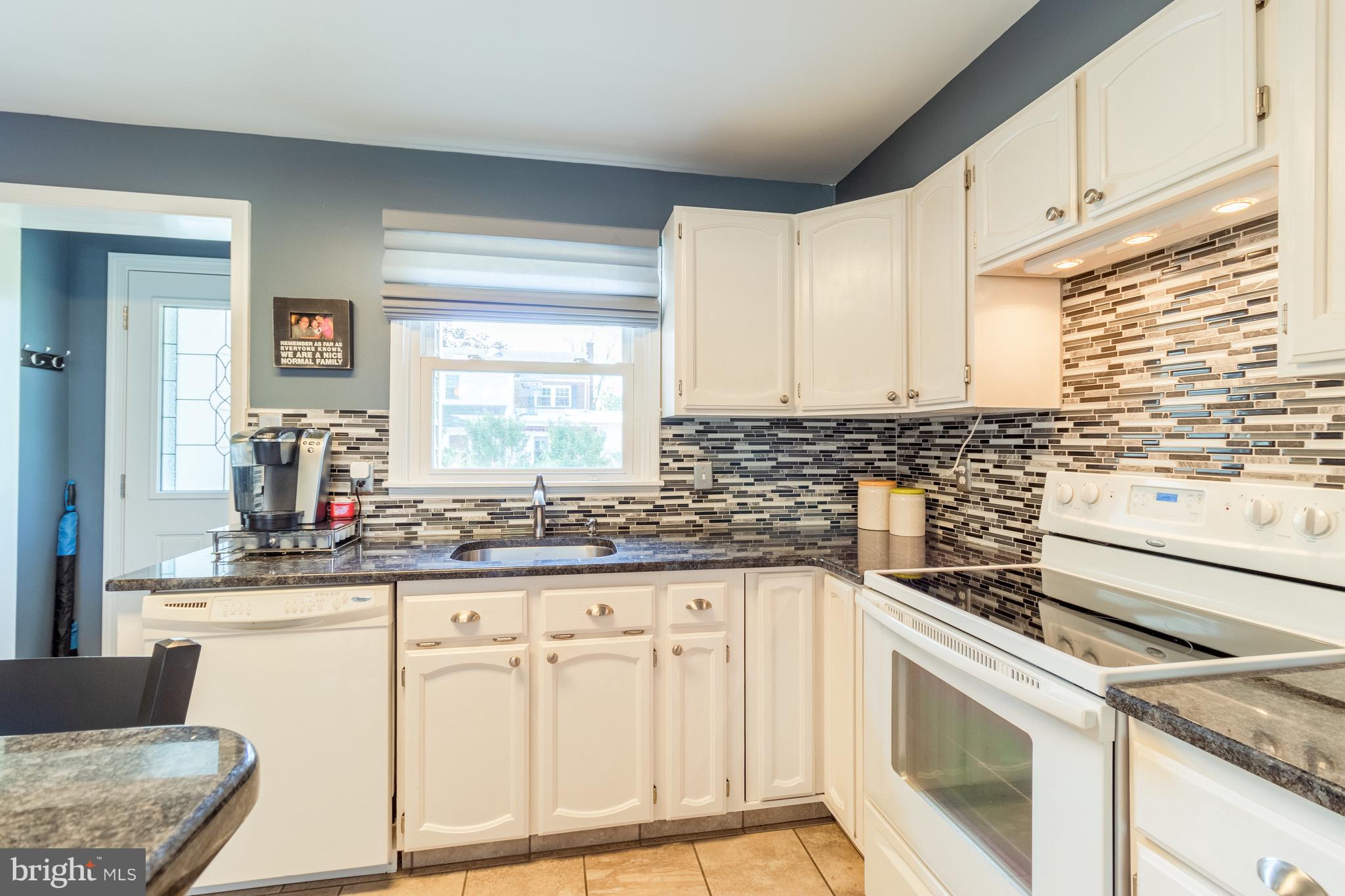 202 Sandra Road Wilmington, DE 19803 - Photo 8 of 25 Fully updated kitchen with granite counters