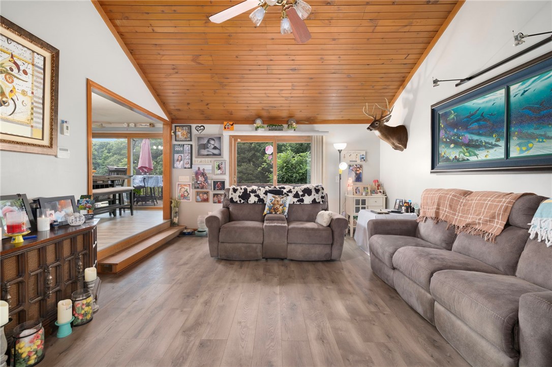 111 Olney Arnold Road Cranston, RI 02921 - Photo 8 of 49 Gallery Image 8