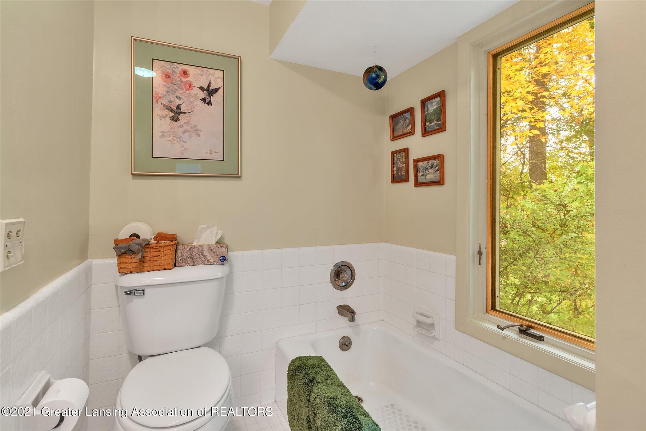 1495 West Chadwick Road Dewitt, MI 48820 - Photo 34 of 69 32-1495-W-Chadwick-Rd-WindowStill-Real-E