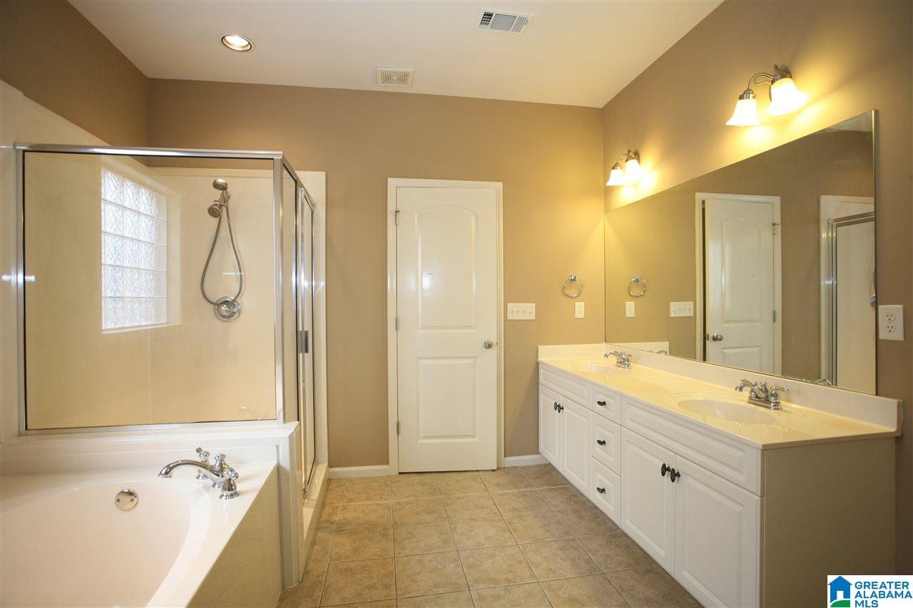 2035 Chalybe Way Bessemer, AL 35022 - Photo 18 of 34